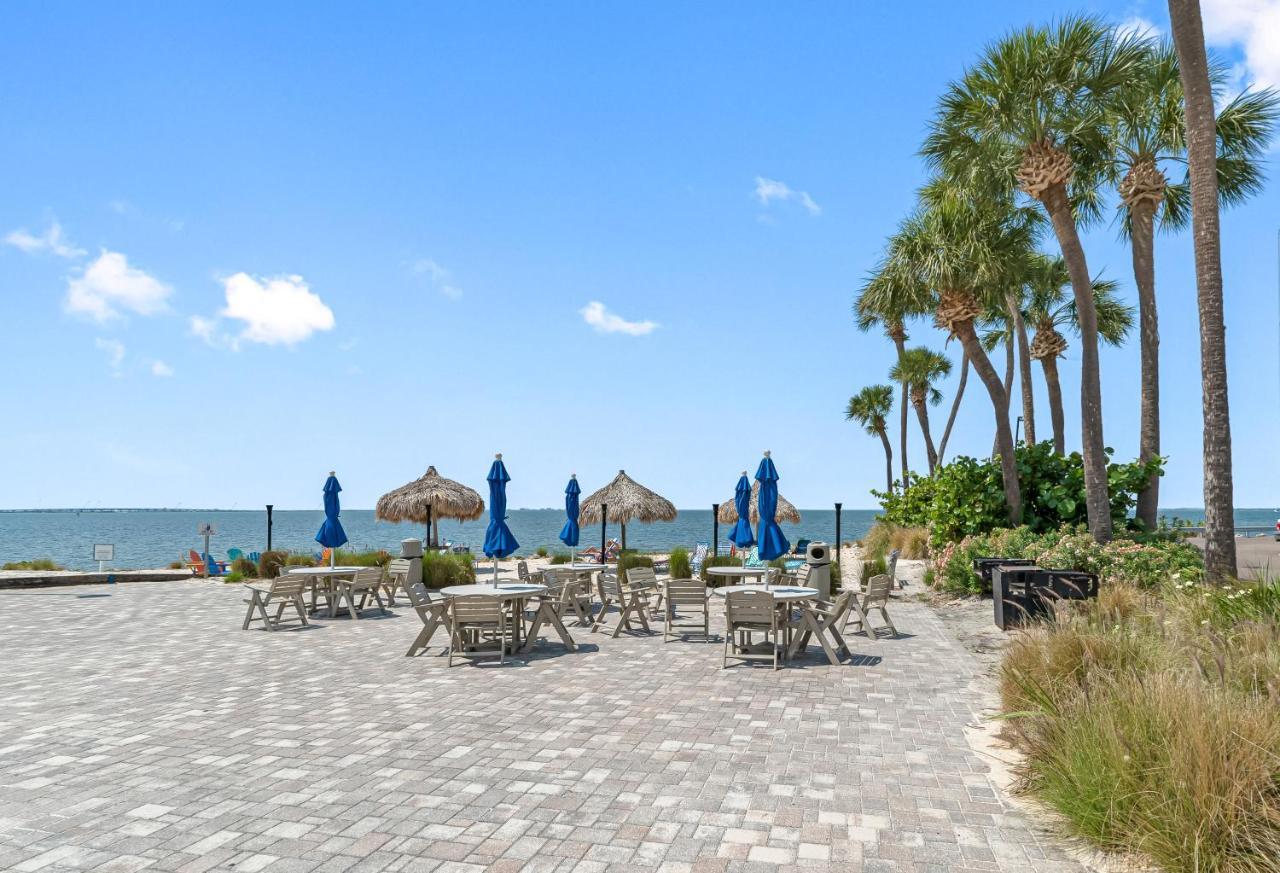 Bay Views From Your Balcony Beach Resort Tampa Kültér fotó